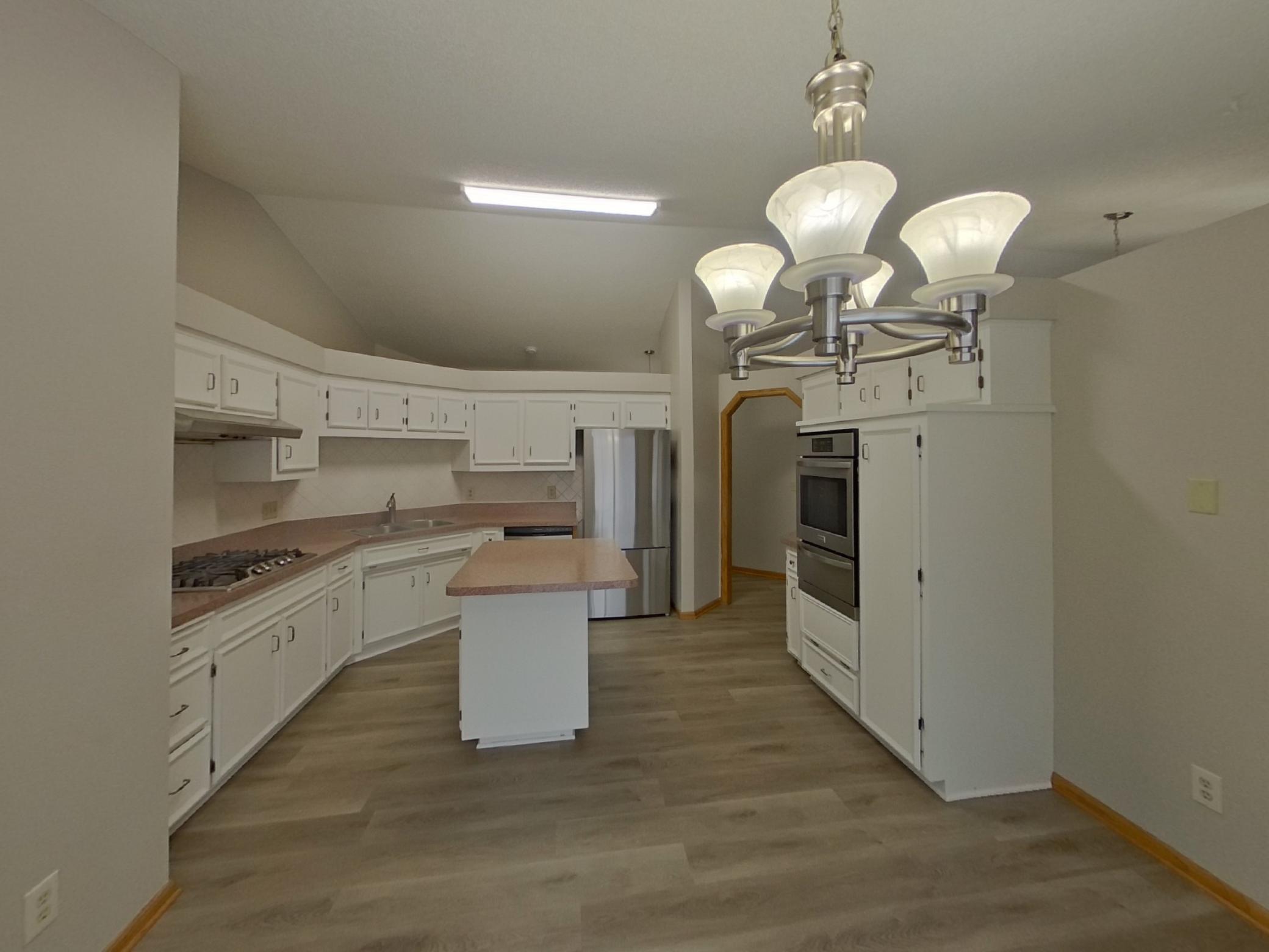 1503 Palomino Trail Eagan, MN 55122 - Photo 9 of 24