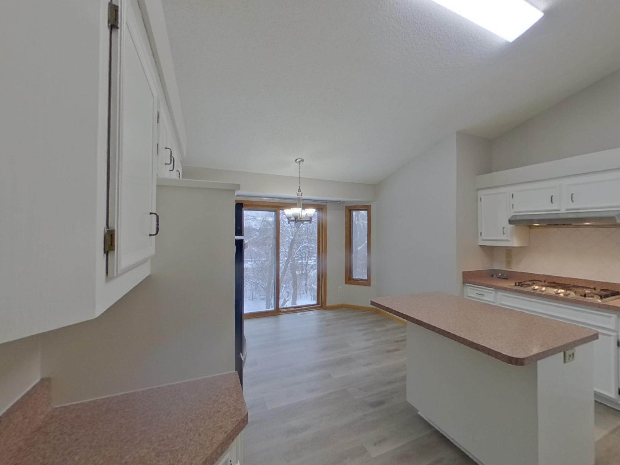 1503 Palomino Trail Eagan, MN 55122 - Photo 10 of 24