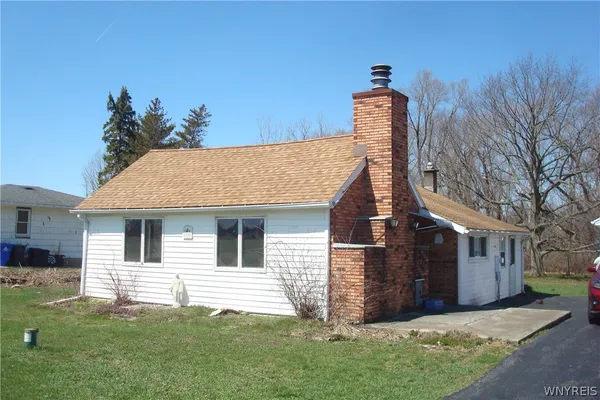 $179,900 | 13888 Indian Falls Road, Newstead, NY 14001