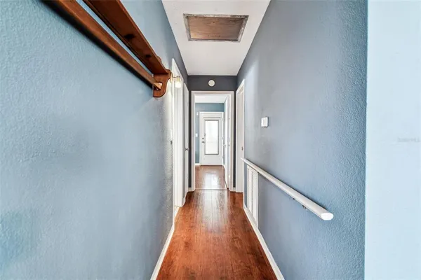 $1,750 | 8080 112th Street North, Unit 301, Seminole, FL 33772