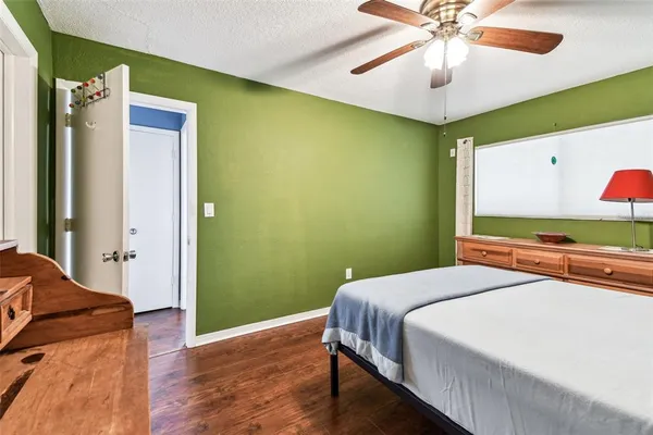 $1,750 | 8080 112th Street North, Unit 301, Seminole, FL 33772