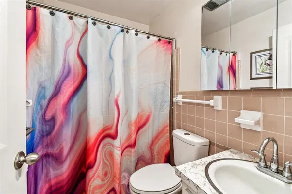 $1,750 | 8080 112th Street North, Unit 301, Seminole, FL 33772