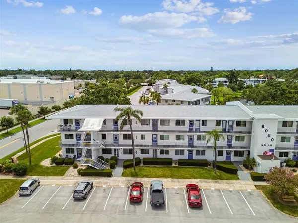 $1,750 | 8080 112th Street North, Unit 301, Seminole, FL 33772
