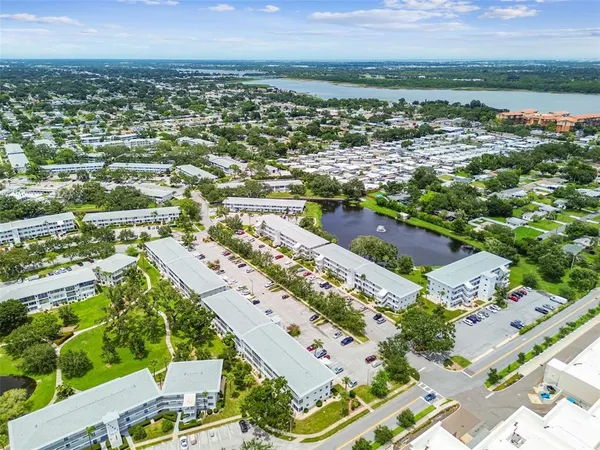 $1,750 | 8080 112th Street North, Unit 301, Seminole, FL 33772