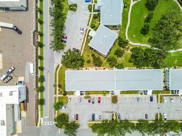 $1,750 | 8080 112th Street North, Unit 301, Seminole, FL 33772