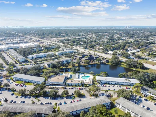 $1,750 | 8080 112th Street North, Unit 301, Seminole, FL 33772