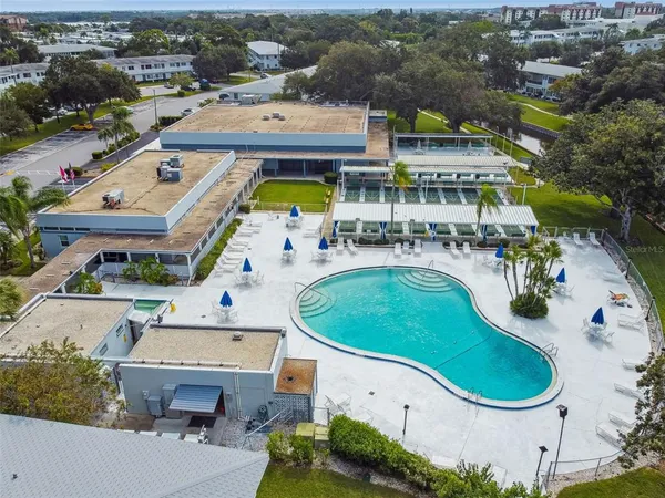 $1,750 | 8080 112th Street North, Unit 301, Seminole, FL 33772