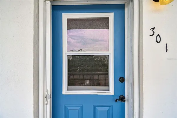 $1,750 | 8080 112th Street North, Unit 301, Seminole, FL 33772