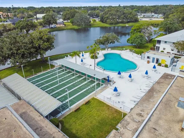 $1,750 | 8080 112th Street North, Unit 301, Seminole, FL 33772