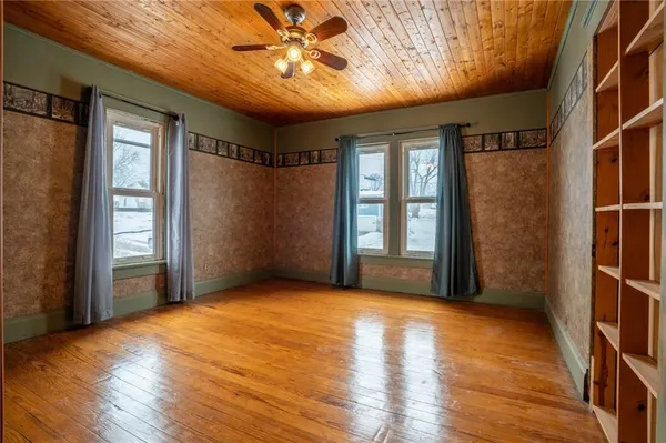 $170,000 | 111 North Franklin Street, Gallatin, MO 64640