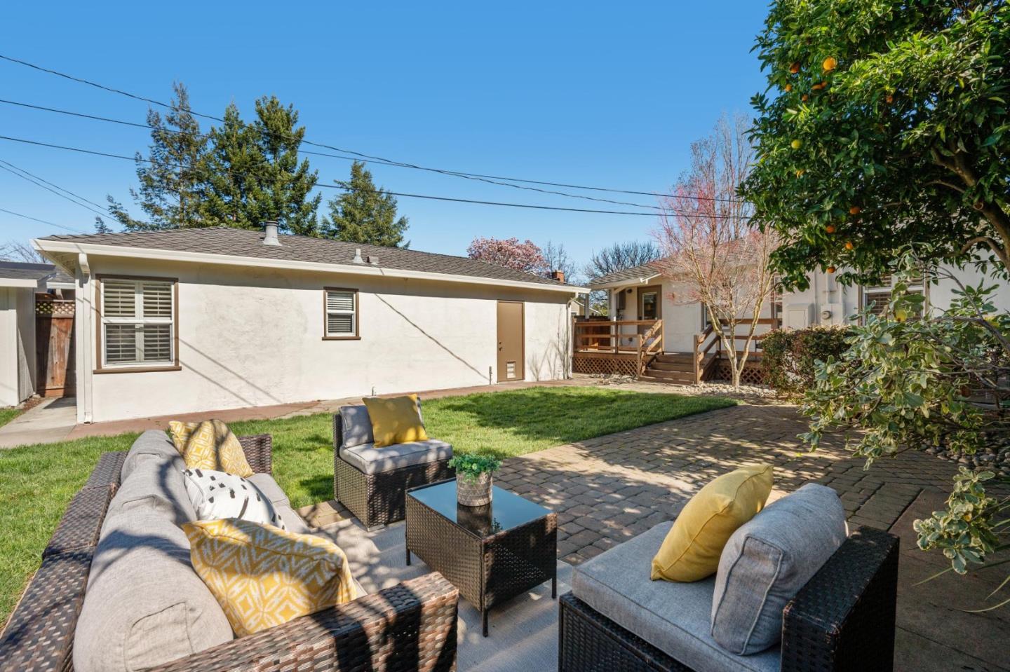 1035 Henderson Avenue Menlo Park, CA 94025 - Photo 28 of 38 a view of backyard with outdoor seating and plants
