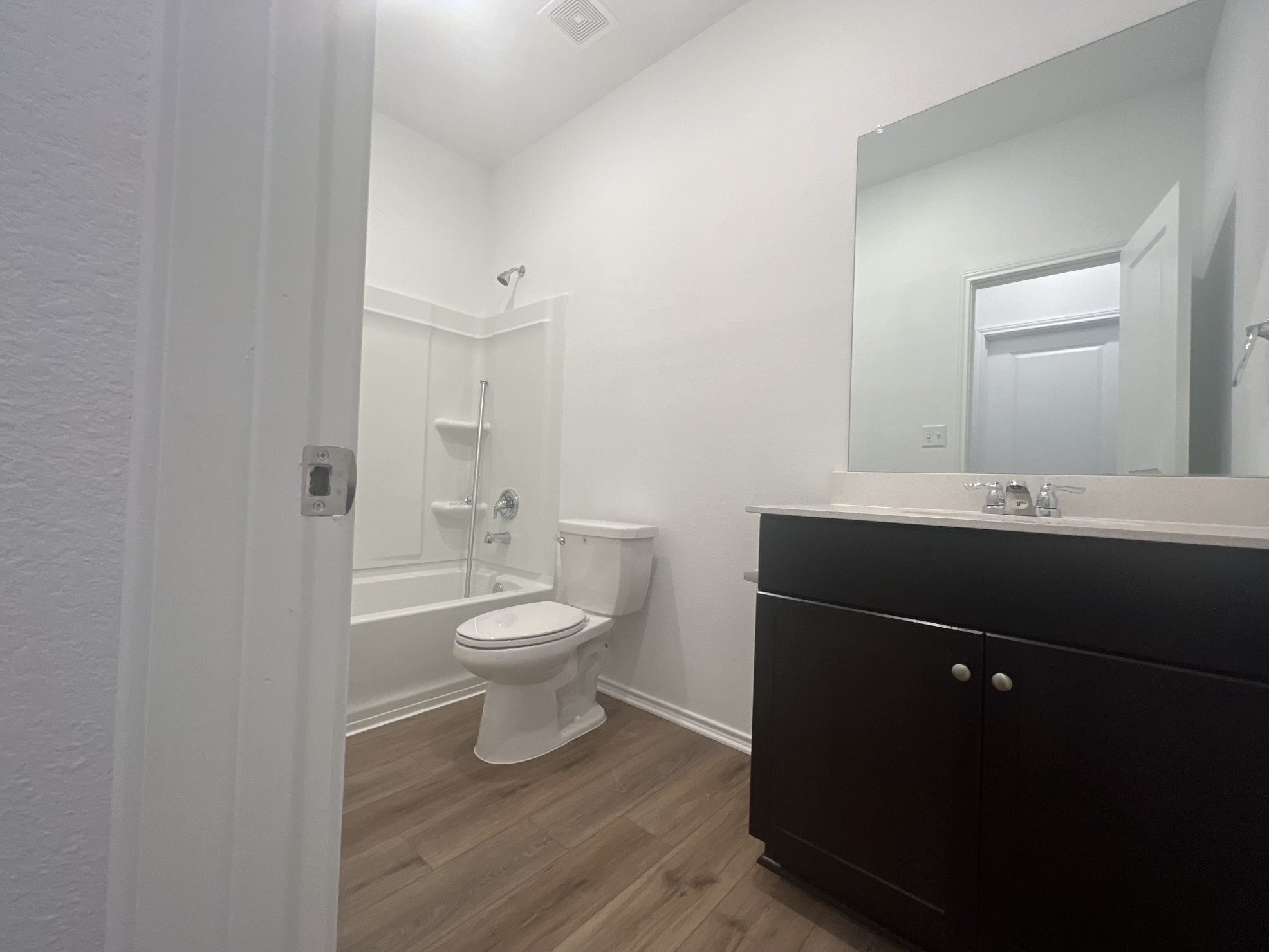 13721 Menard Way Elgin, TX 78621 - Photo 13 of 20 Gallery Image 13