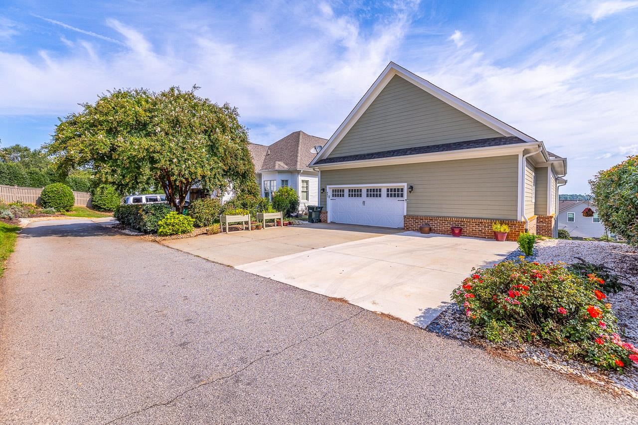 902 Blue Moon Street Taylors, SC 29687 - Photo 43 of 50