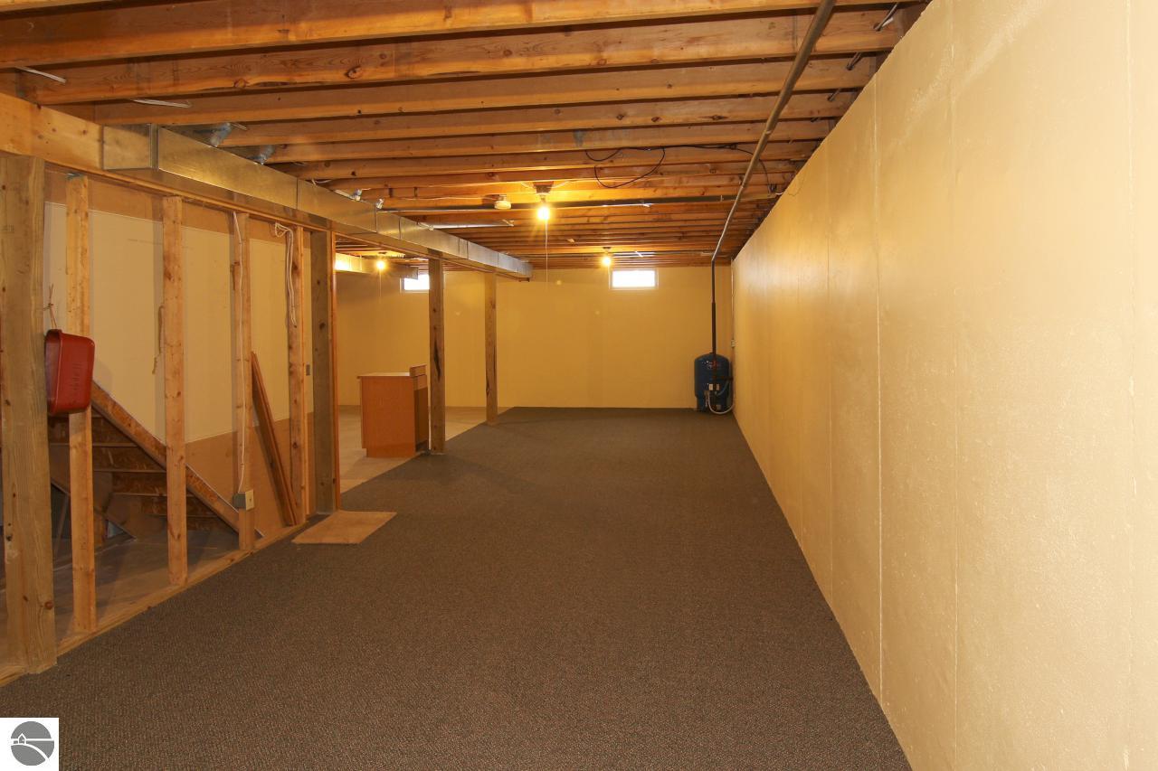 5684 Karlin Road Interlochen, MI 49643 - Photo 23 of 23 1779166-22.JPG
