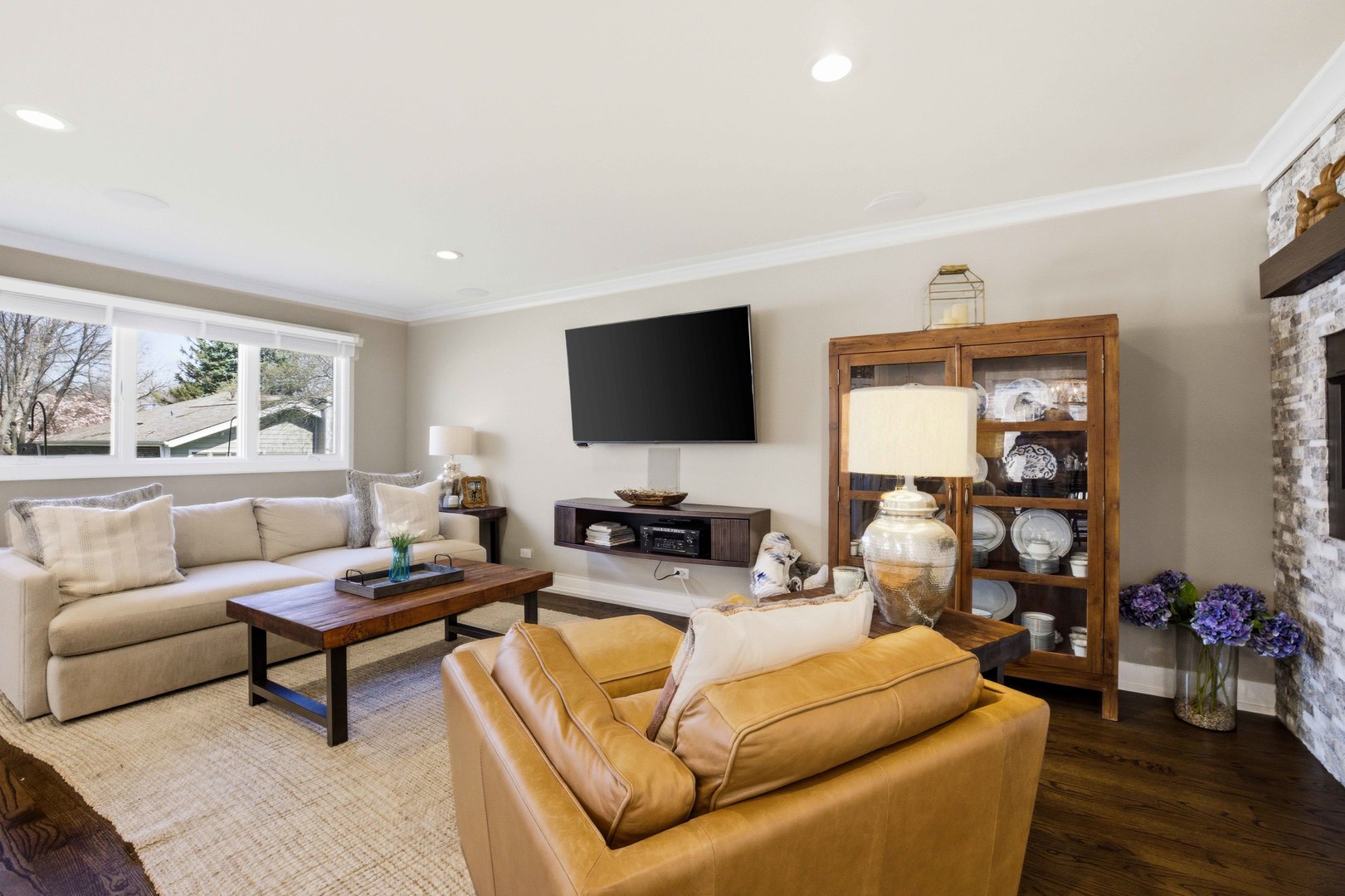 2105 Timber Lane Wheaton, IL 60189 - Photo 5 of 28