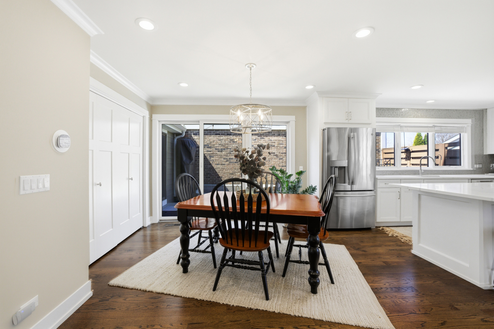 2105 Timber Lane Wheaton, IL 60189 - Photo 9 of 28