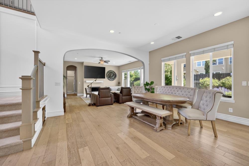 4661 Ravine Crossing Court Rocklin, CA 95677 - Photo 9 of 62