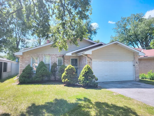 $206,000 | 14326 Irving Avenue, Dolton, IL 60419