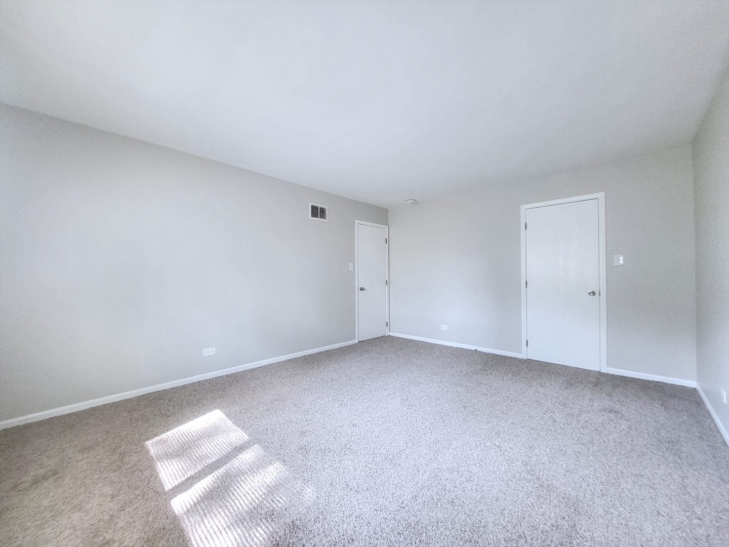 14326 Irving Avenue Dolton, IL 60419 - Photo 11 of 31 a view of room