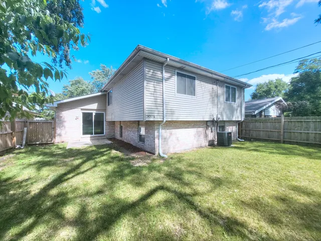 $206,000 | 14326 Irving Avenue, Dolton, IL 60419