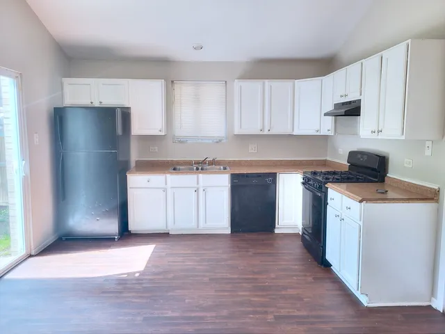 $206,000 | 14326 Irving Avenue, Dolton, IL 60419