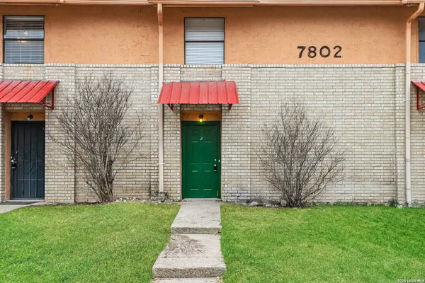 $1,225 | 7802 Richard Frank Way, Unit 2, San Antonio, TX 78240