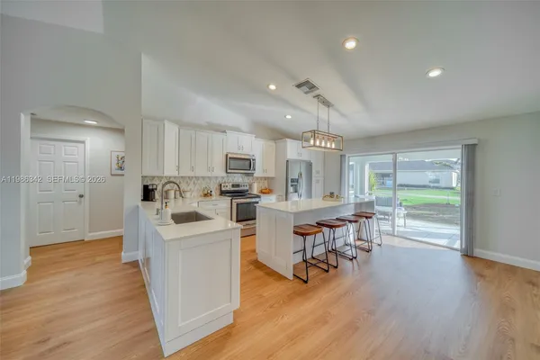 $380,000 | 2847 Southwest 26th Place, Cape Coral, FL 33914