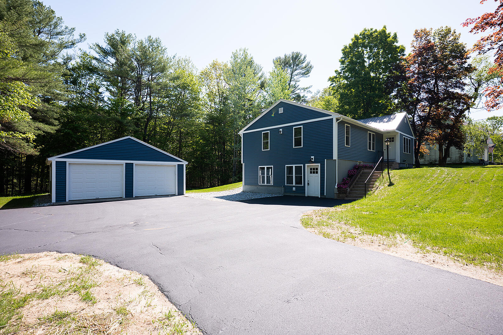 74 Hebron Road South Paris, ME 04281 - Photo 1 of 48 MBCO-68