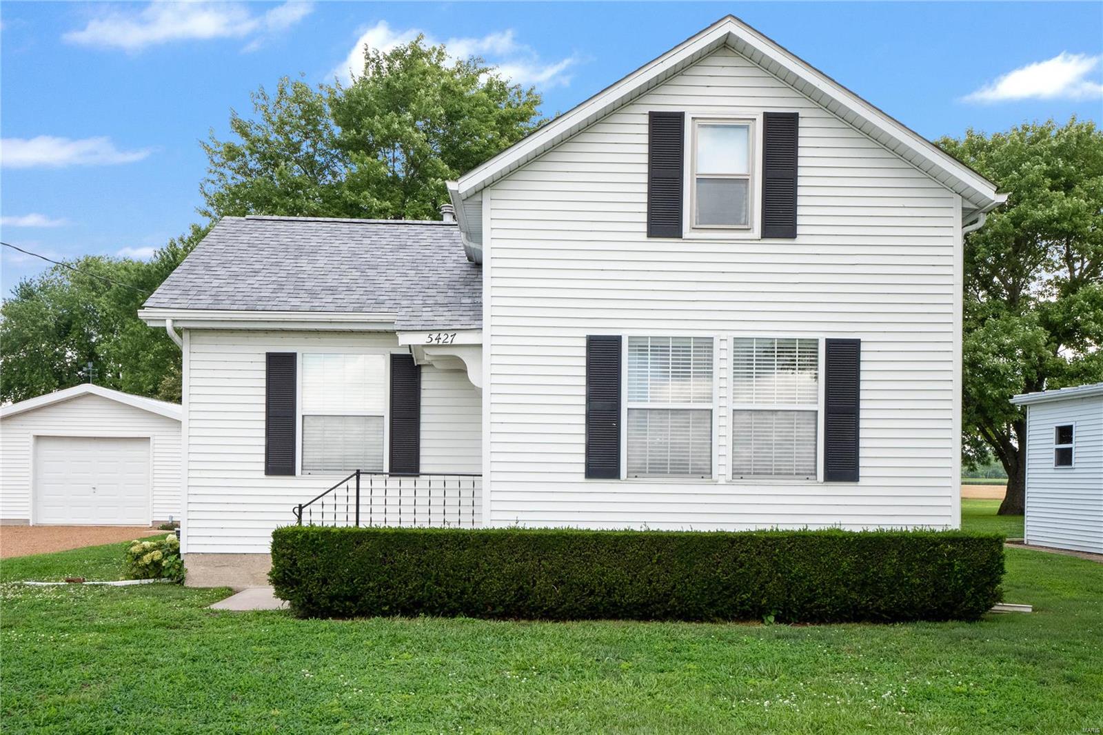 5427 Walnut Road Valmeyer, IL 62295 - Photo 1 of 45