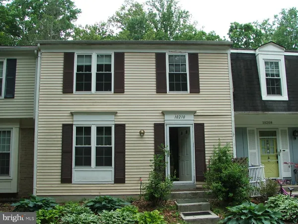 a view of the windows of the house