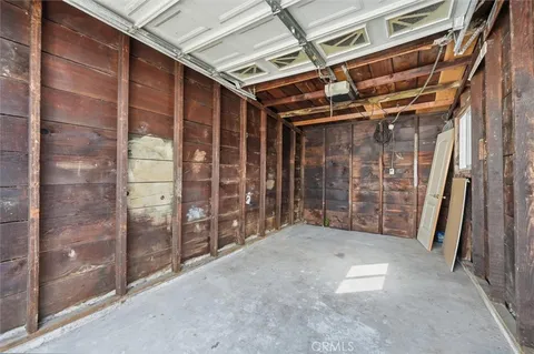 $819,000 | 11916 Oxford Avenue, Hawthorne, CA 90250