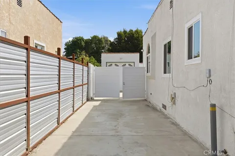 $819,000 | 11916 Oxford Avenue, Hawthorne, CA 90250