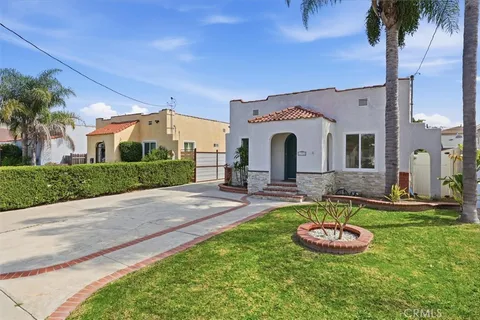 $819,000 | 11916 Oxford Avenue, Hawthorne, CA 90250