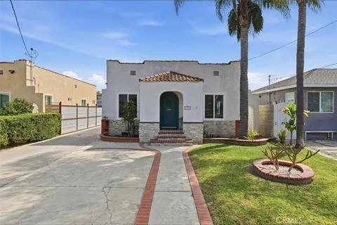 $819,000 | 11916 Oxford Avenue, Hawthorne, CA 90250