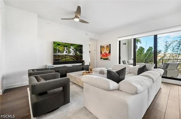 $2,595,000 | 1115 Central Avenue, Unit 339, Naples, FL 34102