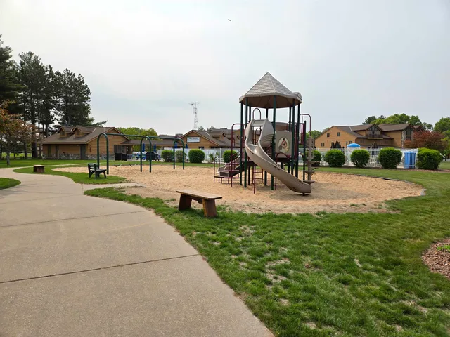 $279,900 | 1826-2 Parkland Drive, Unit 502, Arkdale, WI 54613