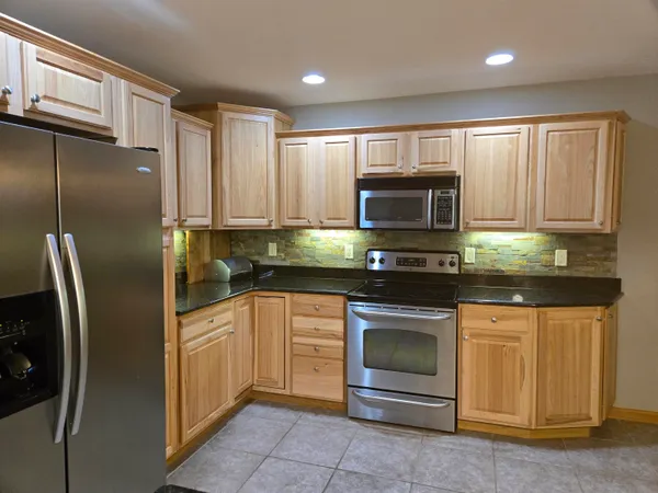 $279,900 | 1826-2 Parkland Drive, Unit 502, Arkdale, WI 54613