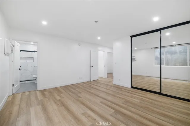 $3,250 | 17000 Burbank Boulevard, Unit 201, Encino, CA 91316