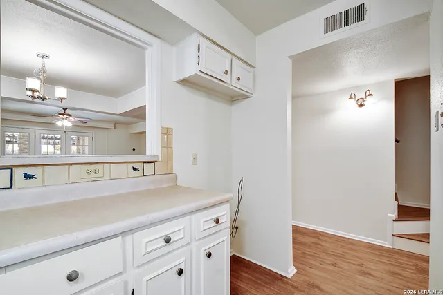 $260,000 | 122 East Terra Alta Drive, Unit 7, San Antonio, TX 78209