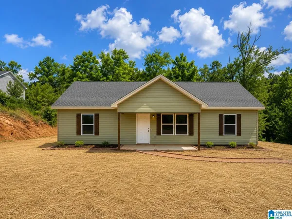 $194,900 | 580 Country Breeze Circle, Wedowee, AL 36278