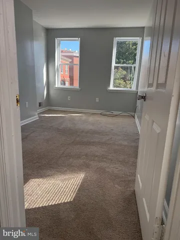 $1,350 | 224 North Mount Street, Baltimore, MD 21223