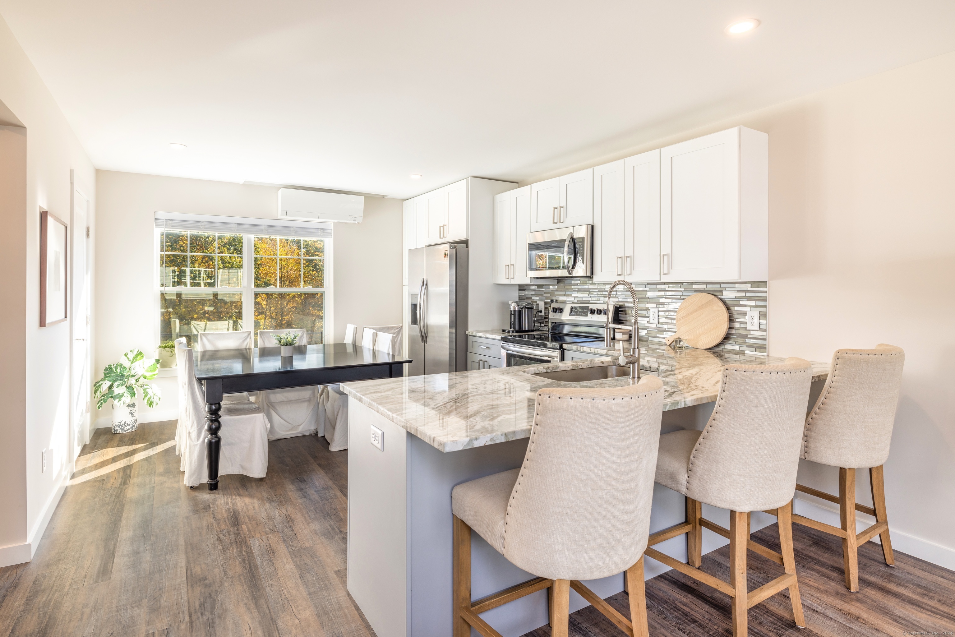 94 North Bridebrook Road, Unit 701 East Lyme, CT 06357 - Photo 7 of 19