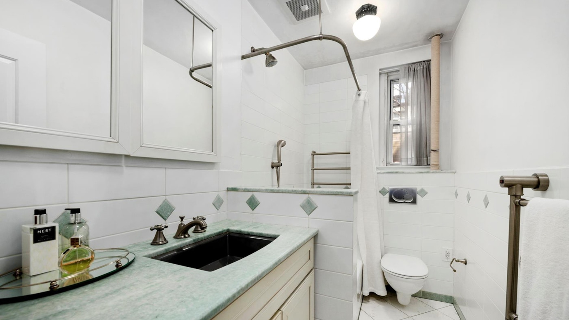 155 East 73rd Street, Unit 1D Manhattan, NY 10021 - Photo 5 of 7