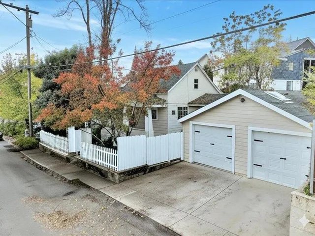 $425,000 | 206 North Church Street, Grass Valley, CA 95945