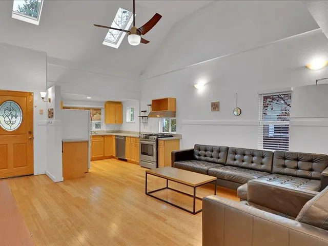 $425,000 | 206 North Church Street, Grass Valley, CA 95945