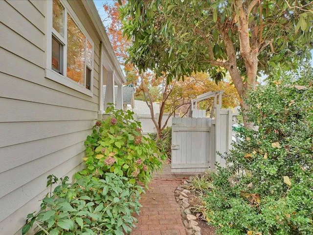 $425,000 | 206 North Church Street, Grass Valley, CA 95945