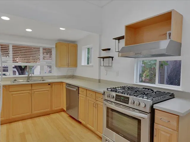 $425,000 | 206 North Church Street, Grass Valley, CA 95945