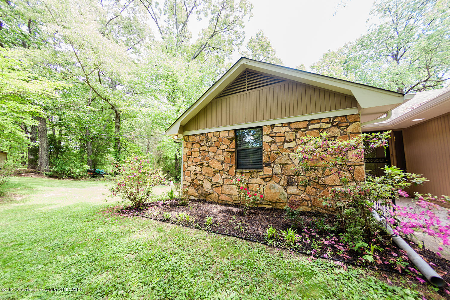 5244 McIngvale Road Hernando, MS 38632 - Photo 3 of 44 5244McIngvaleRoad-40