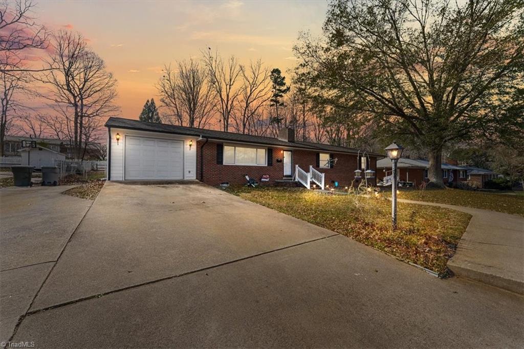 1012 Redding Road Asheboro, NC 27203 - Photo 2 of 32