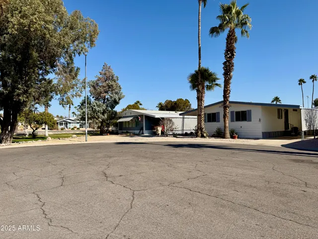 $68,000 | 17847 North 17th Street, Phoenix, AZ 85022